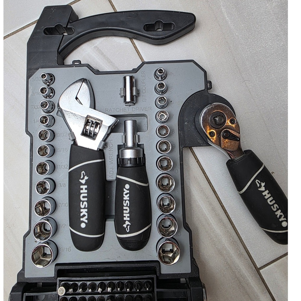 Husky 46 Piece Stubby Tool Set SAE MM Ratchet Wrench Driver Sockets 532 135 H2